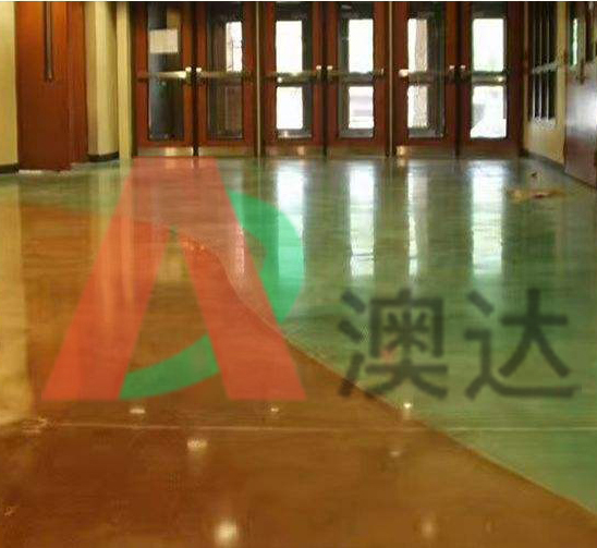 分散劑分享混凝土著(zhù)色劑是如何對混凝土地坪 水泥地面進(jìn)行著(zhù)色？